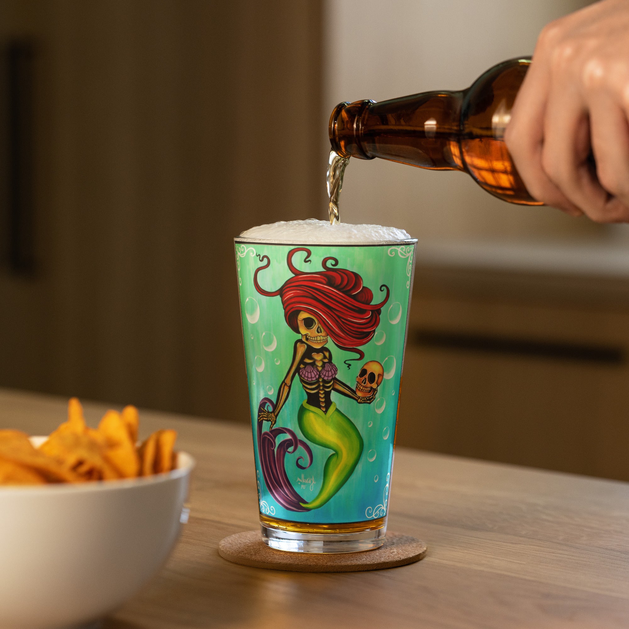 “La Sirena” Shaker pint glass